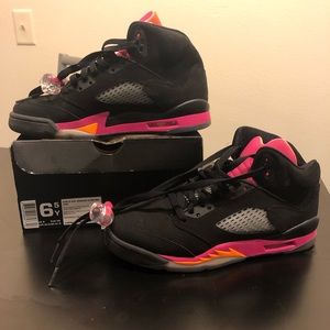 Jordan Retro 5 GS Black Pink size 6.5 girls